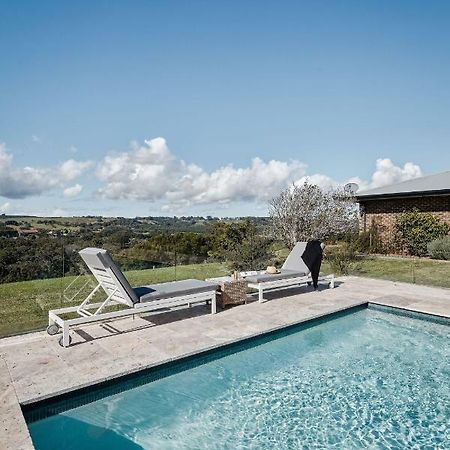 99 Acres Bangalow Retreat Extérieur photo