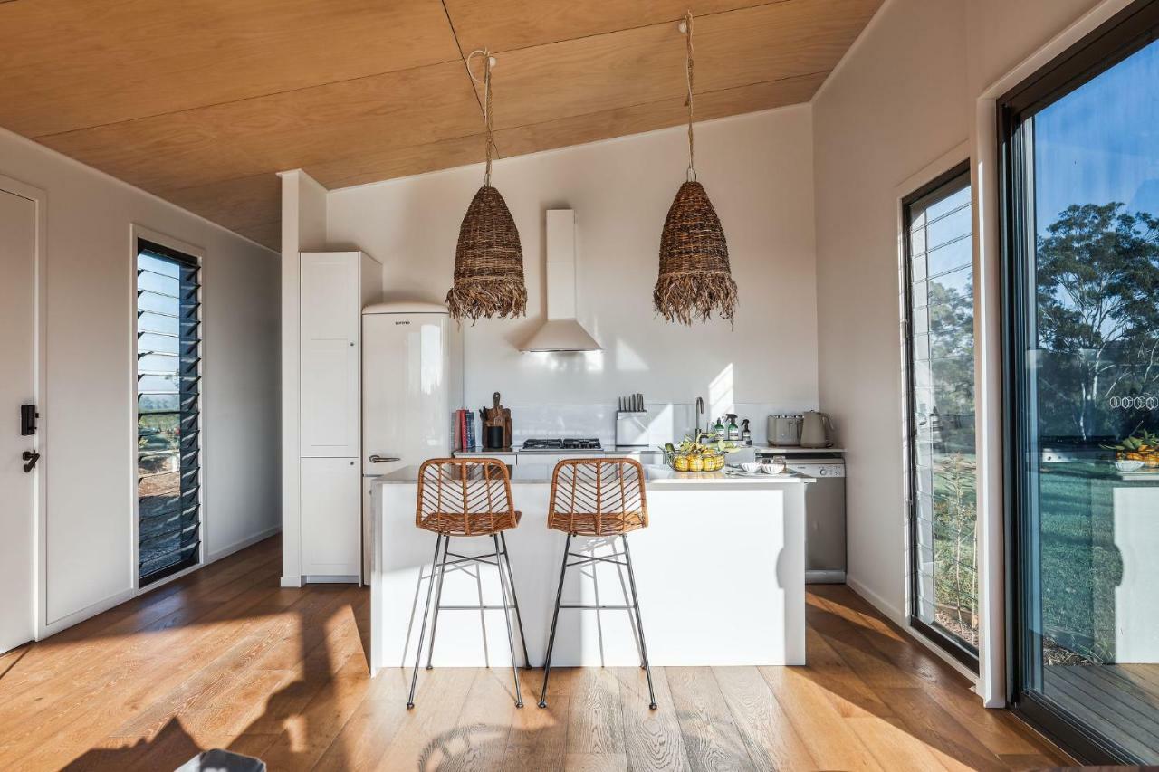 99 Acres Bangalow Retreat Extérieur photo
